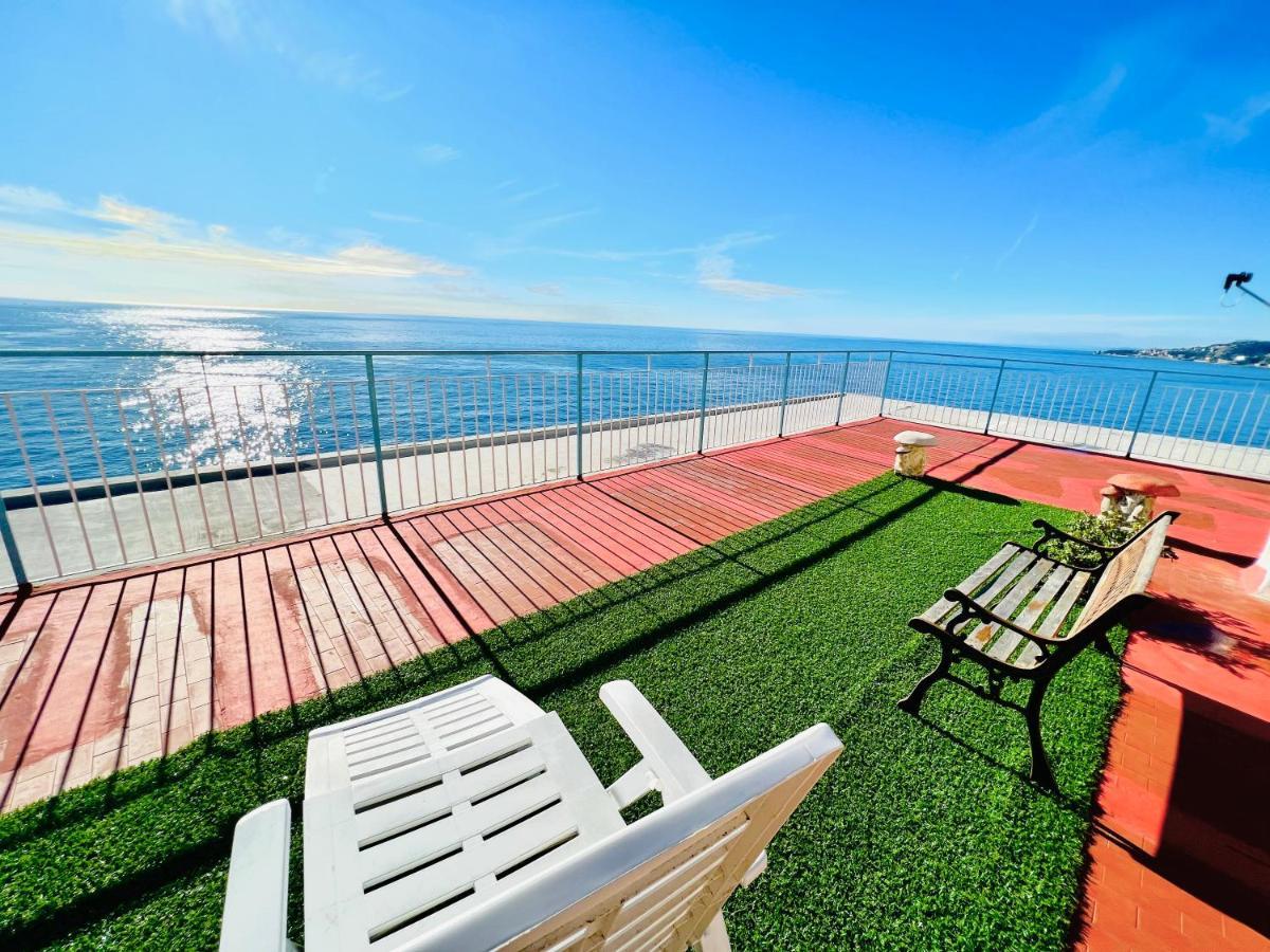 Suite Sunset 11 - Fronte Mare Sanremo Exterior photo